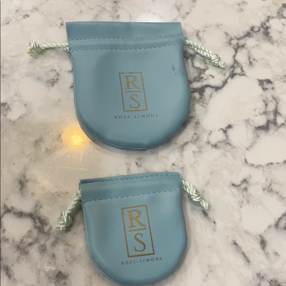 2 small ring bags